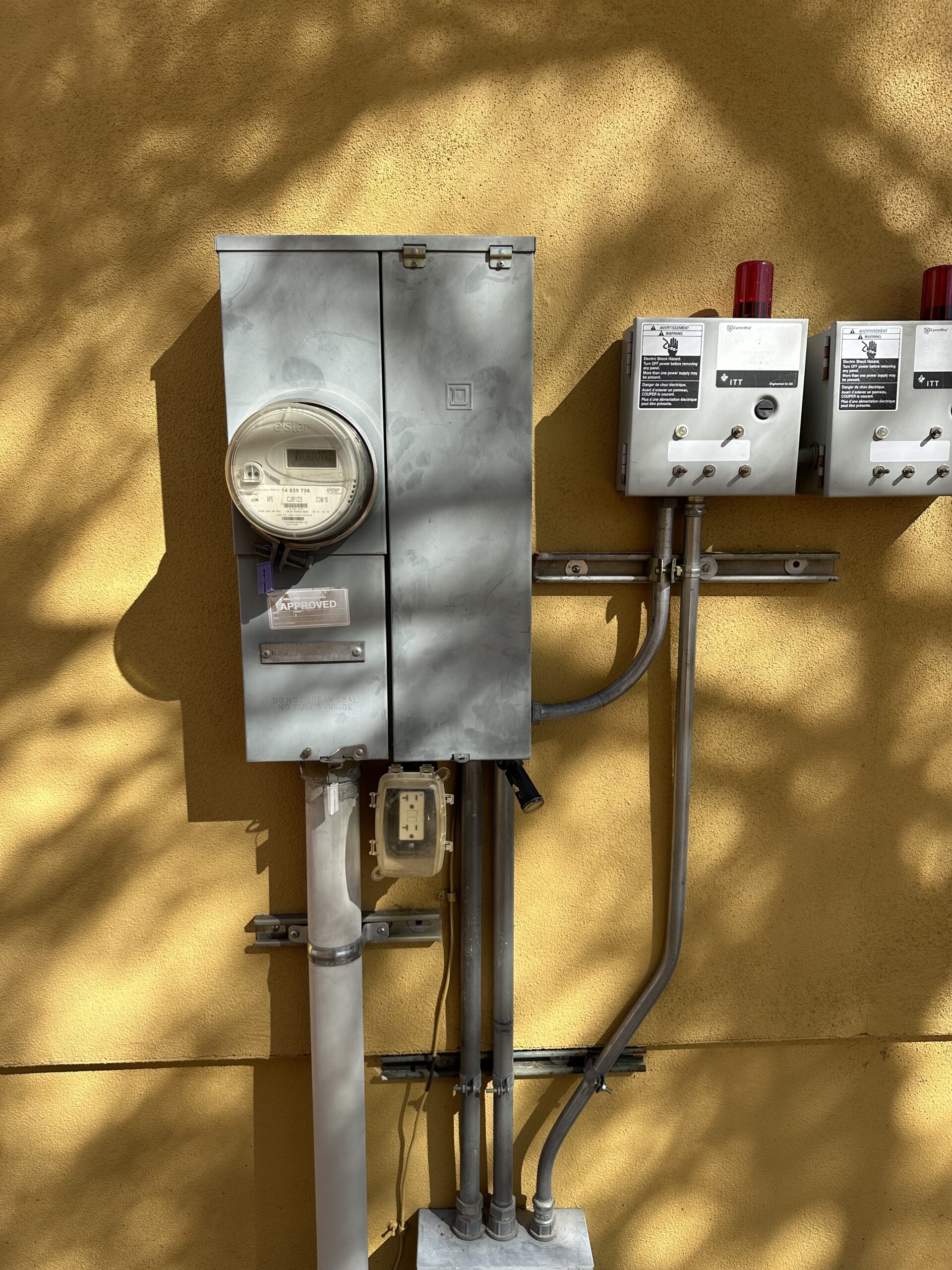 Safe landscape lighting work completed in a residential space located in Arizona